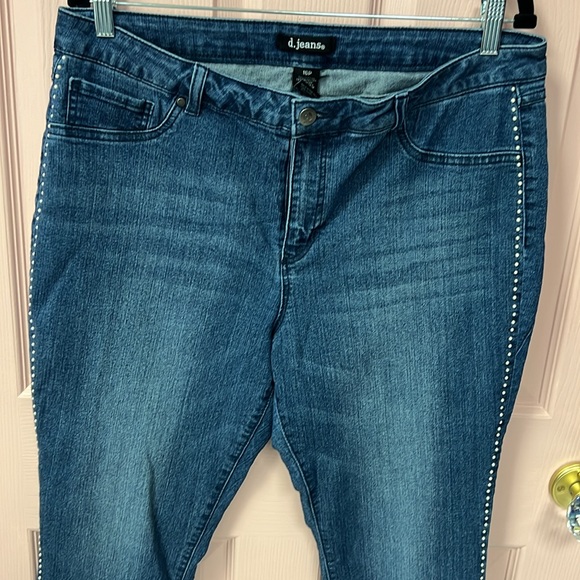 NWOT ladies 16 p capris d. Jeans - Picture 5 of 5